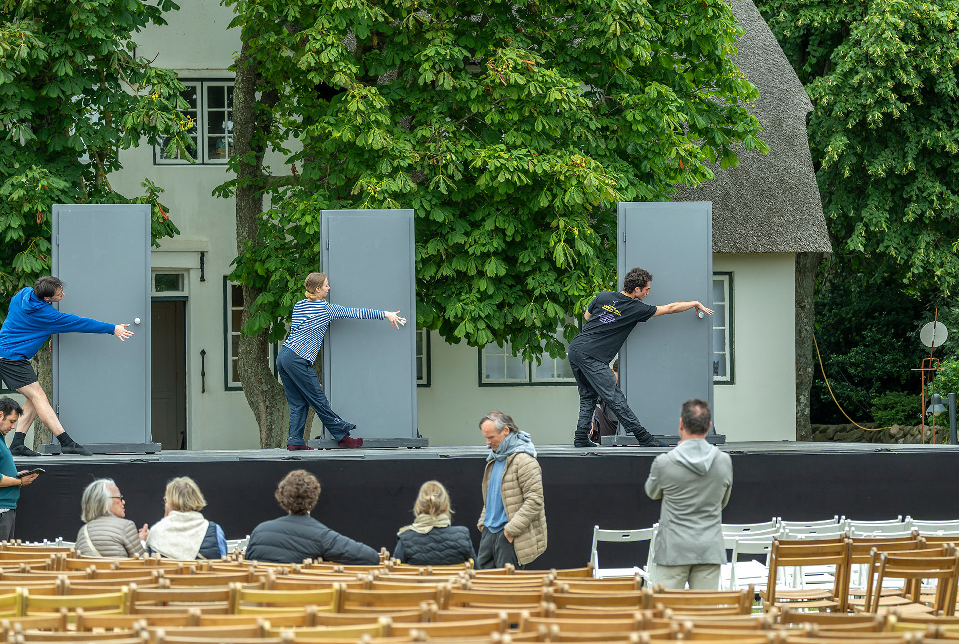 verdensballett-2026-benen-diken-hof-privat-hotels-sylt-aufbau-21